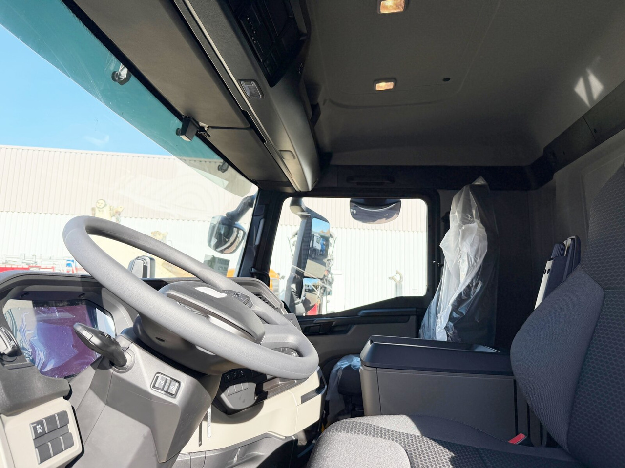 MAN TGS 33.480 6x4 BL CH TGS 33.480 6x4 BL CH, Nebenantrieb - Шаси кабина: снимка 2 MAN TGS 33.480 6x4 BL CH TGS 33.480 6x4 BL CH, Nebenantrieb - Шаси кабина: снимка 2