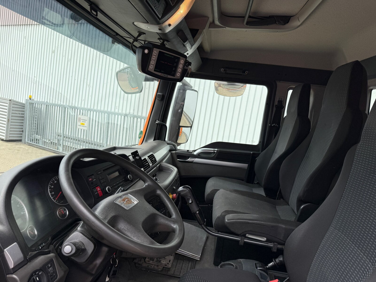 MAN TGS 35.360 8x2-6 BL TGS 35.360 8x2-6 BL, 2x Lenkachse, Zöller Medium XL, Zöller-Schüttung - Боклукчийска кола: снимка 2 MAN TGS 35.360 8x2-6 BL TGS 35.360 8x2-6 BL, 2x Lenkachse, Zöller Medium XL, Zöller-Schüttung - Боклукчийска кола: снимка 2
