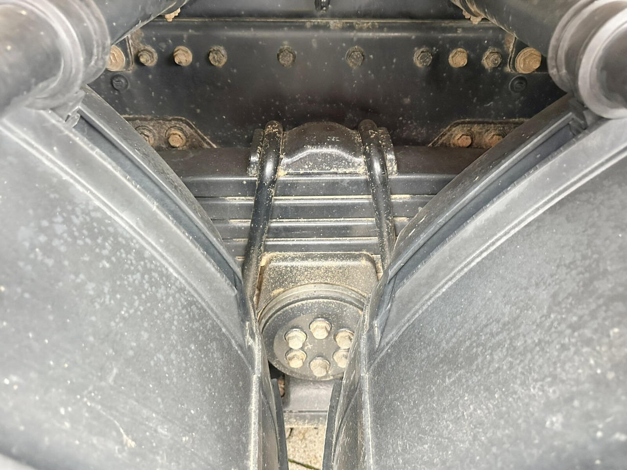 MAN TGS 35.460 8X4 BB TGS 35.460 8X4 BB, Meiller Bordmatik, Rollplane, 13m³ - Самосвал камион: снимка 5 MAN TGS 35.460 8X4 BB TGS 35.460 8X4 BB, Meiller Bordmatik, Rollplane, 13m³ - Самосвал камион: снимка 5