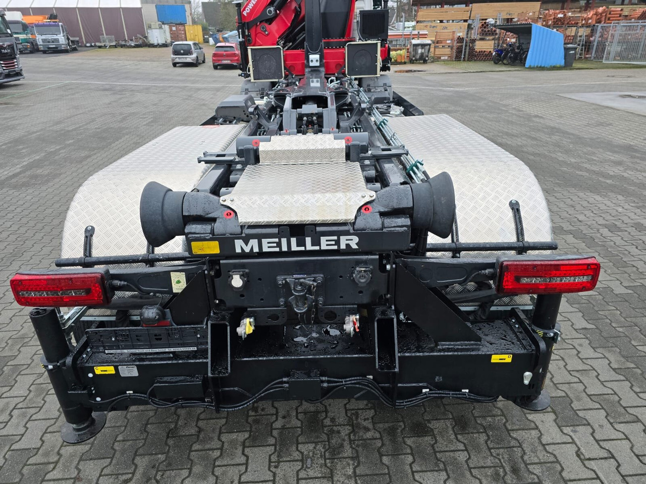 MAN TGS 35.480 8X4 BL TGS 35.480 8X4 BL, Intarder, Kran HMF 3220-K6, 4-fach Abstützung, Funk - Мултилифт с кука камион, Камион с кран: снимка 3 MAN TGS 35.480 8X4 BL TGS 35.480 8X4 BL, Intarder, Kran HMF 3220-K6, 4-fach Abstützung, Funk - Мултилифт с кука камион, Камион с кран: снимка 3