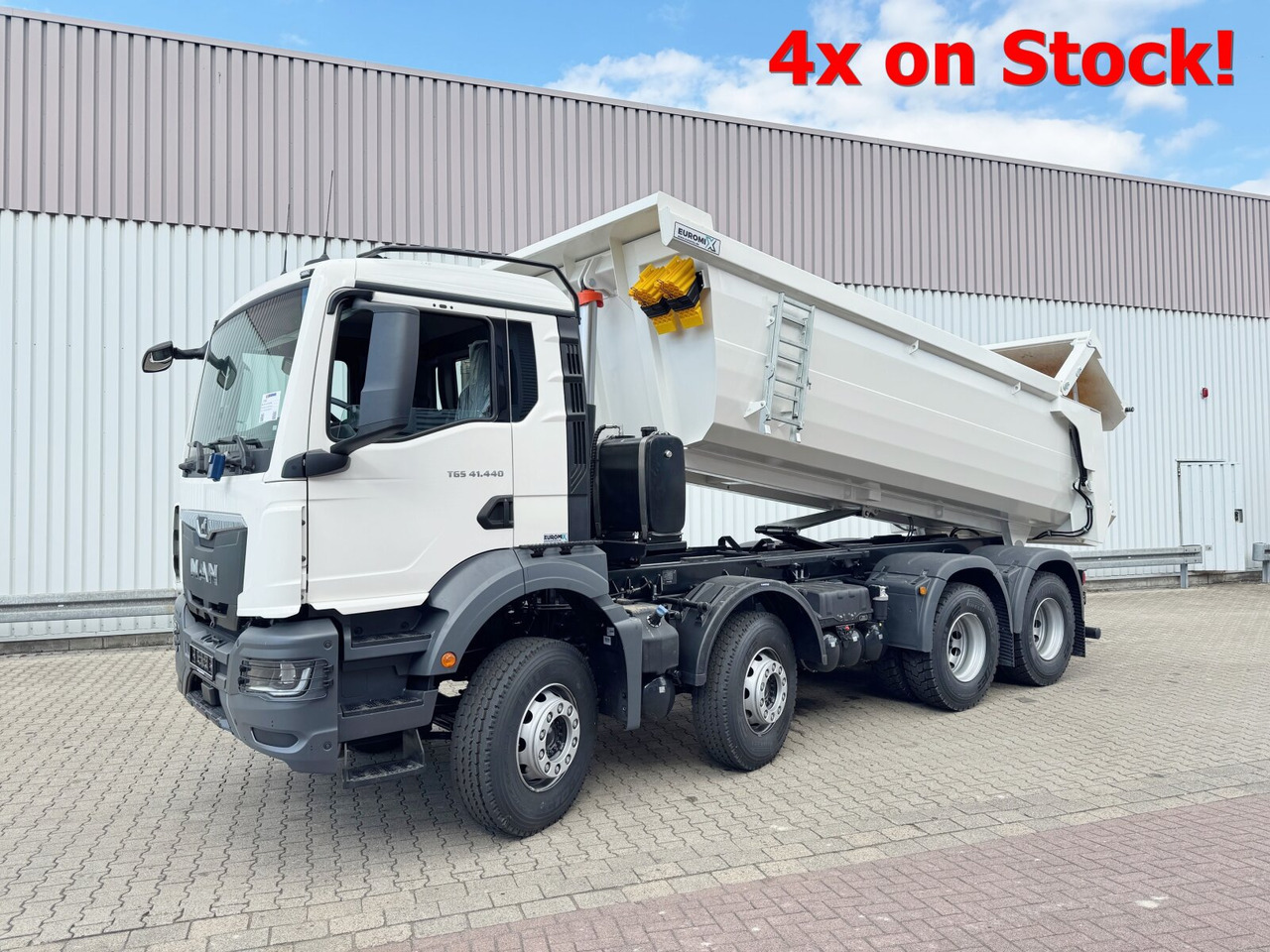 MAN TGS 41.440/480 8x4 BB TGS 41.440/480 8x4 BB, Mulde ca. 16m³ mit hydraulischer Heckklappe, mehrfach VORHANDEN - Шаси кабина: снимка 1 MAN TGS 41.440/480 8x4 BB TGS 41.440/480 8x4 BB, Mulde ca. 16m³ mit hydraulischer Heckklappe, mehrfach VORHANDEN - Шаси кабина: снимка 1