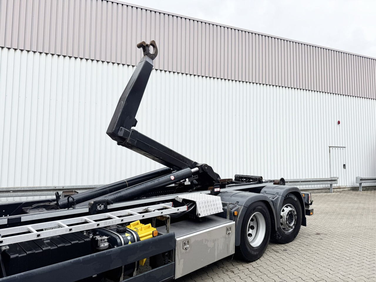 Мултилифт с кука камион MAN TGX 26.470 6X2-4 BL TGX 26.470 6X2-4 BL, Lenk-/Liftachse, XLX-Fahrerhaus, VDL Abrollanlage 7m: снимка 14