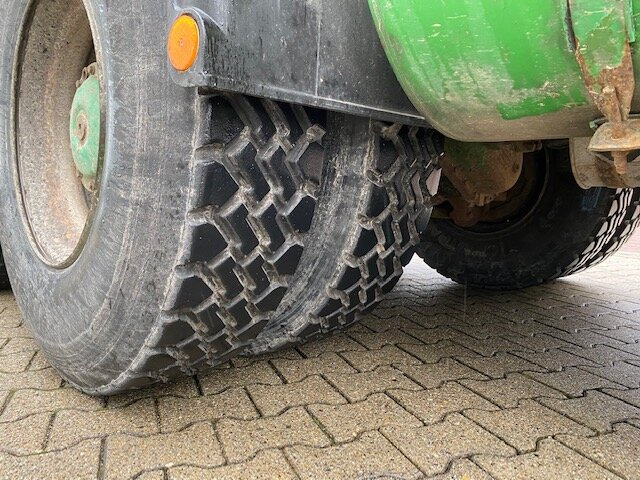 Mercedes-Benz 2635 6x4 2635 6x4, V8-Motor - Самосвал камион: снимка 2 Mercedes-Benz 2635 6x4 2635 6x4, V8-Motor - Самосвал камион: снимка 2