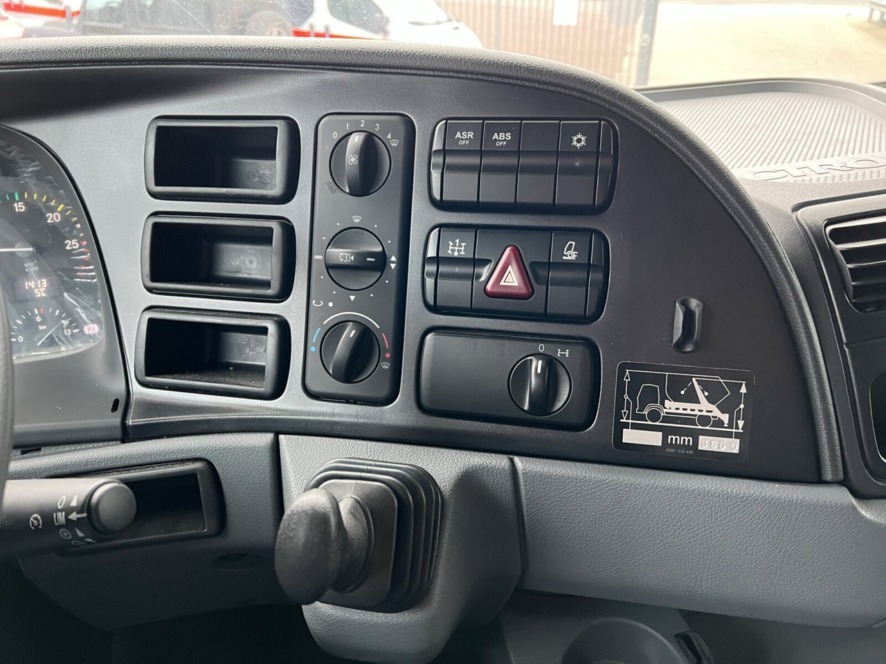 Mercedes-Benz Actros 2141 K 4x2 Actros 2141 K 4x2 - Шаси кабина: снимка 3 Mercedes-Benz Actros 2141 K 4x2 Actros 2141 K 4x2 - Шаси кабина: снимка 3