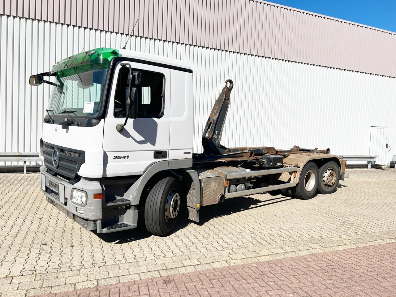 Mercedes-Benz Actros 2541 L 6x2 Actros 2541 L 6x2/48 Retarder, Lenk-/Liftachse - Мултилифт с кука камион: снимка 1 Mercedes-Benz Actros 2541 L 6x2 Actros 2541 L 6x2/48 Retarder, Lenk-/Liftachse - Мултилифт с кука камион: снимка 1