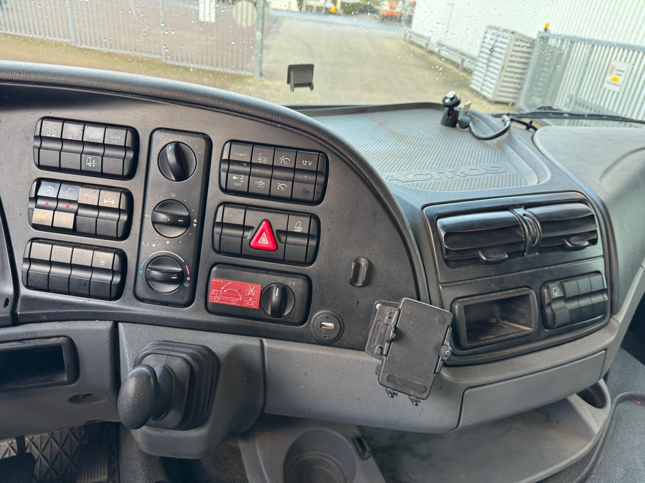 Mercedes-Benz Actros 2541 L 6x2 Actros 2541 L 6x2, Lenkachse, Meiller RK 20.65, Kran Palfinger PK 14002-EH, Funk - Мултилифт с кука камион, Камион с кран: снимка 4 Mercedes-Benz Actros 2541 L 6x2 Actros 2541 L 6x2, Lenkachse, Meiller RK 20.65, Kran Palfinger PK 14002-EH, Funk - Мултилифт с кука камион, Камион с кран: снимка 4