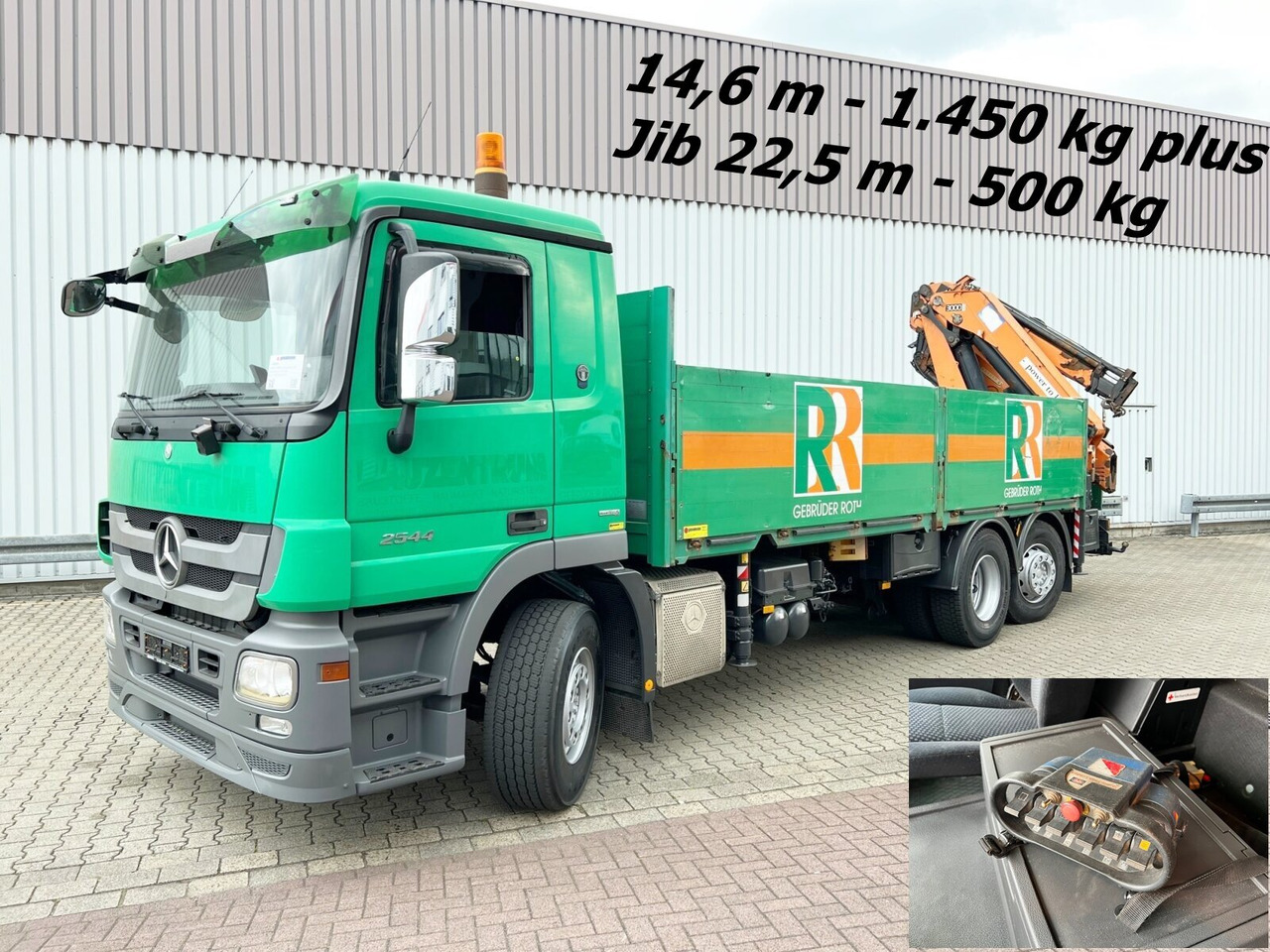 Mercedes-Benz Actros 2544 L 6x2 Actros 2544 L 6x2, Retarder, Lenkachse, Heckkran HMF 3000-K5 + Jip, Funk - Камион с кран, Бордови камион: снимка 1 Mercedes-Benz Actros 2544 L 6x2 Actros 2544 L 6x2, Retarder, Lenkachse, Heckkran HMF 3000-K5 + Jip, Funk - Камион с кран, Бордови камион: снимка 1