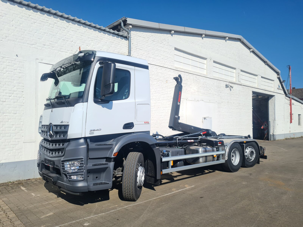 Mercedes-Benz Actros 2545 L 6x2 Actros 2545 L 6x2, Retarder, Lenk-/Liftachse, MirrorCam, MultimediaCockpit, Navi - Мултилифт с кука камион: снимка 1 Mercedes-Benz Actros 2545 L 6x2 Actros 2545 L 6x2, Retarder, Lenk-/Liftachse, MirrorCam, MultimediaCockpit, Navi - Мултилифт с кука камион: снимка 1
