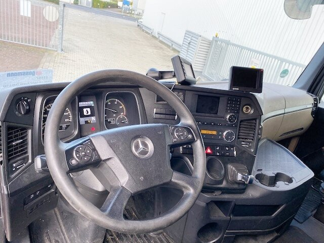 Mercedes-Benz Actros 2545 L 6x2 Actros 2545 L 6x2, StreamSpace, Liftachse, Bi-Xenon - Шаси кабина: снимка 3 Mercedes-Benz Actros 2545 L 6x2 Actros 2545 L 6x2, StreamSpace, Liftachse, Bi-Xenon - Шаси кабина: снимка 3