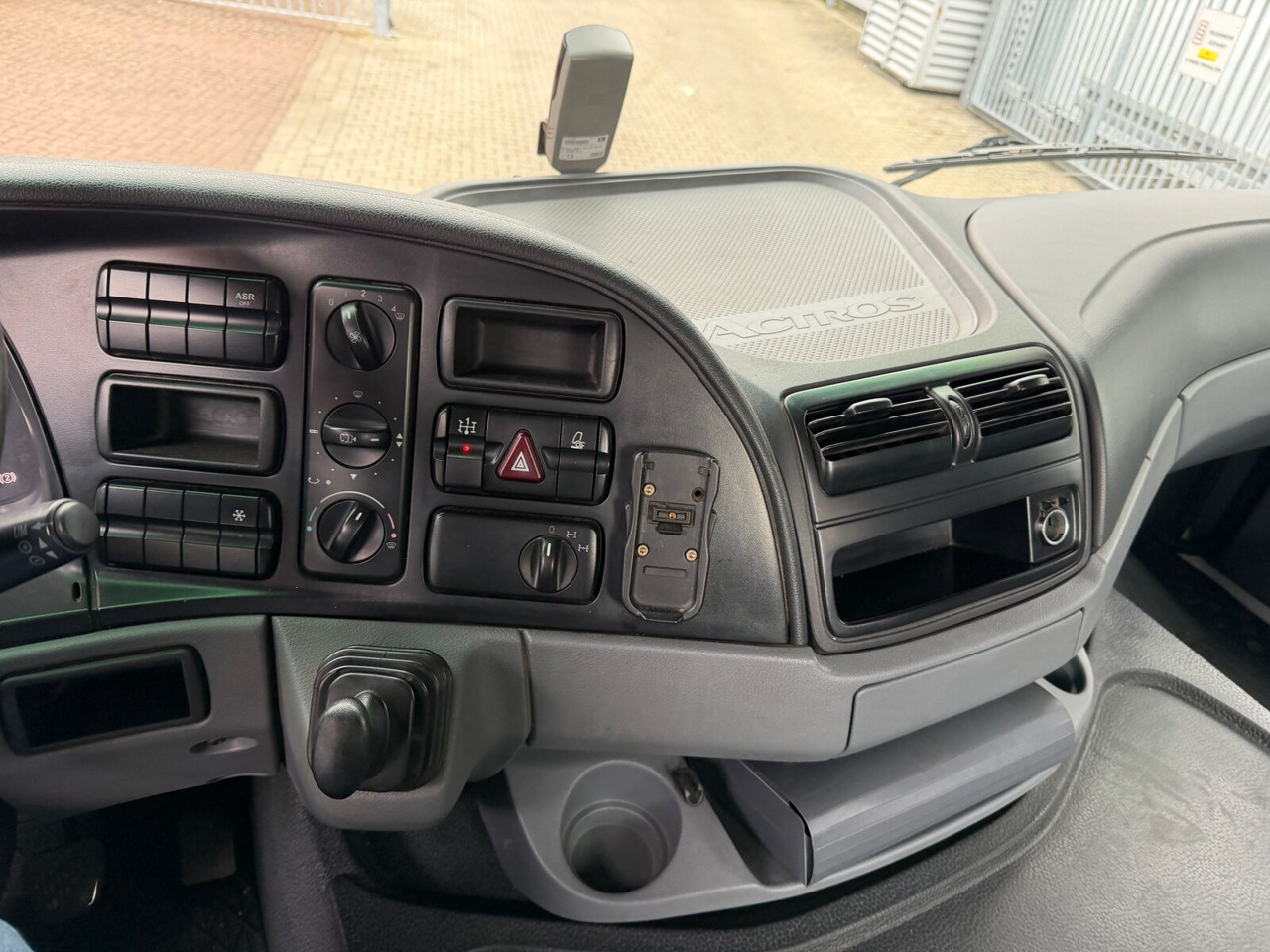 Mercedes-Benz Actros 2641 6x4 Actros 2641 6x4 - Мултилифт с кука камион: снимка 3 Mercedes-Benz Actros 2641 6x4 Actros 2641 6x4 - Мултилифт с кука камион: снимка 3