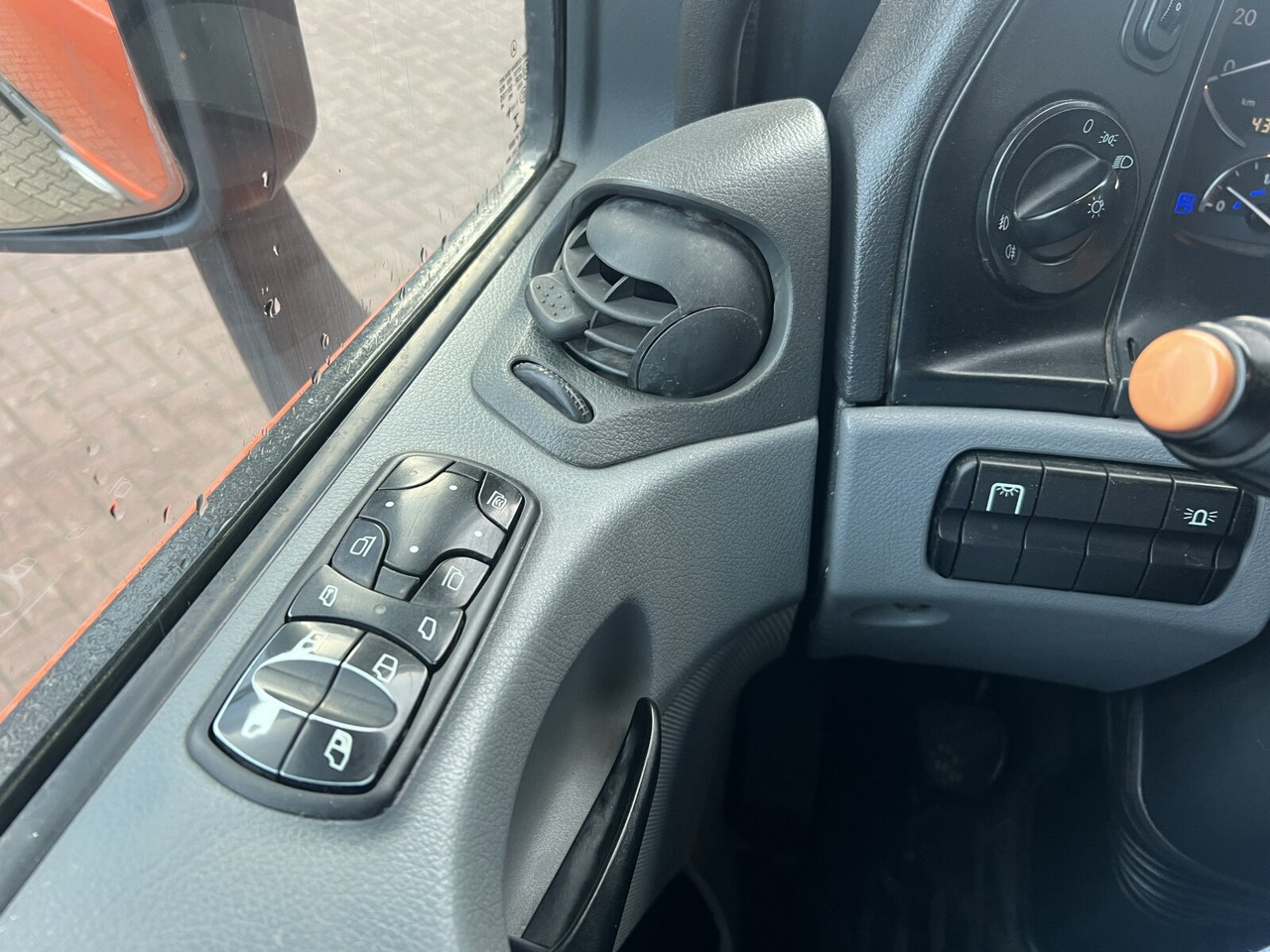 Mercedes-Benz Actros 2644/48 K 6x4 Actros 2644/48 K 6x4, Manual Gearbox, Full Steel - Шаси кабина: снимка 5 Mercedes-Benz Actros 2644/48 K 6x4 Actros 2644/48 K 6x4, Manual Gearbox, Full Steel - Шаси кабина: снимка 5