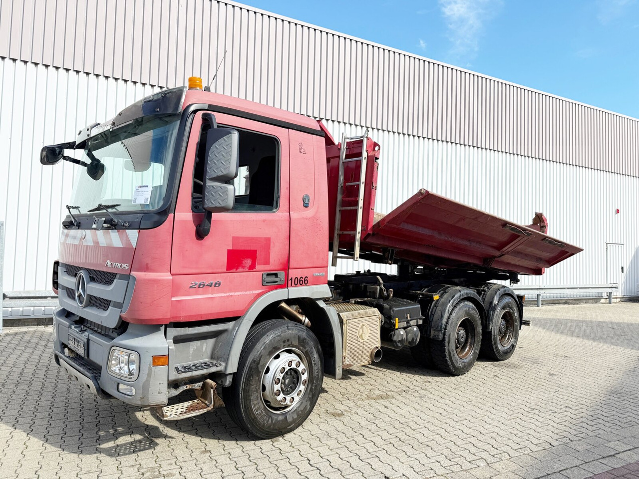 Mercedes-Benz Actros 2646 K 6x4 Actros 2646 K 6x4, Retarder, Bordmatik - Самосвал камион: снимка 1 Mercedes-Benz Actros 2646 K 6x4 Actros 2646 K 6x4, Retarder, Bordmatik - Самосвал камион: снимка 1
