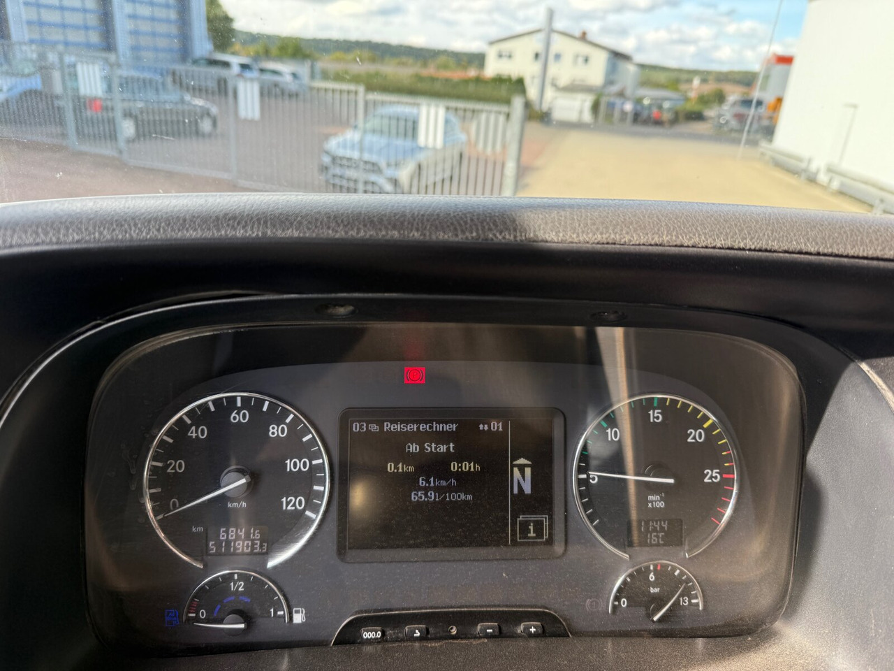 Mercedes-Benz Actros 2646 K 6x4 Actros 2646 K 6x4, Retarder, Bordmatik - Самосвал камион: снимка 5 Mercedes-Benz Actros 2646 K 6x4 Actros 2646 K 6x4, Retarder, Bordmatik - Самосвал камион: снимка 5