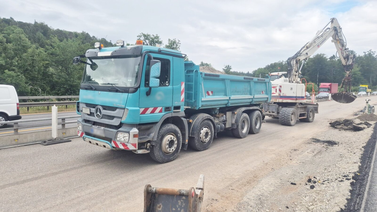 Mercedes-Benz Actros 3241 K 8x4/4 Actros 3241 K 8x4/4, Bordmatik - Самосвал камион: снимка 1 Mercedes-Benz Actros 3241 K 8x4/4 Actros 3241 K 8x4/4, Bordmatik - Самосвал камион: снимка 1