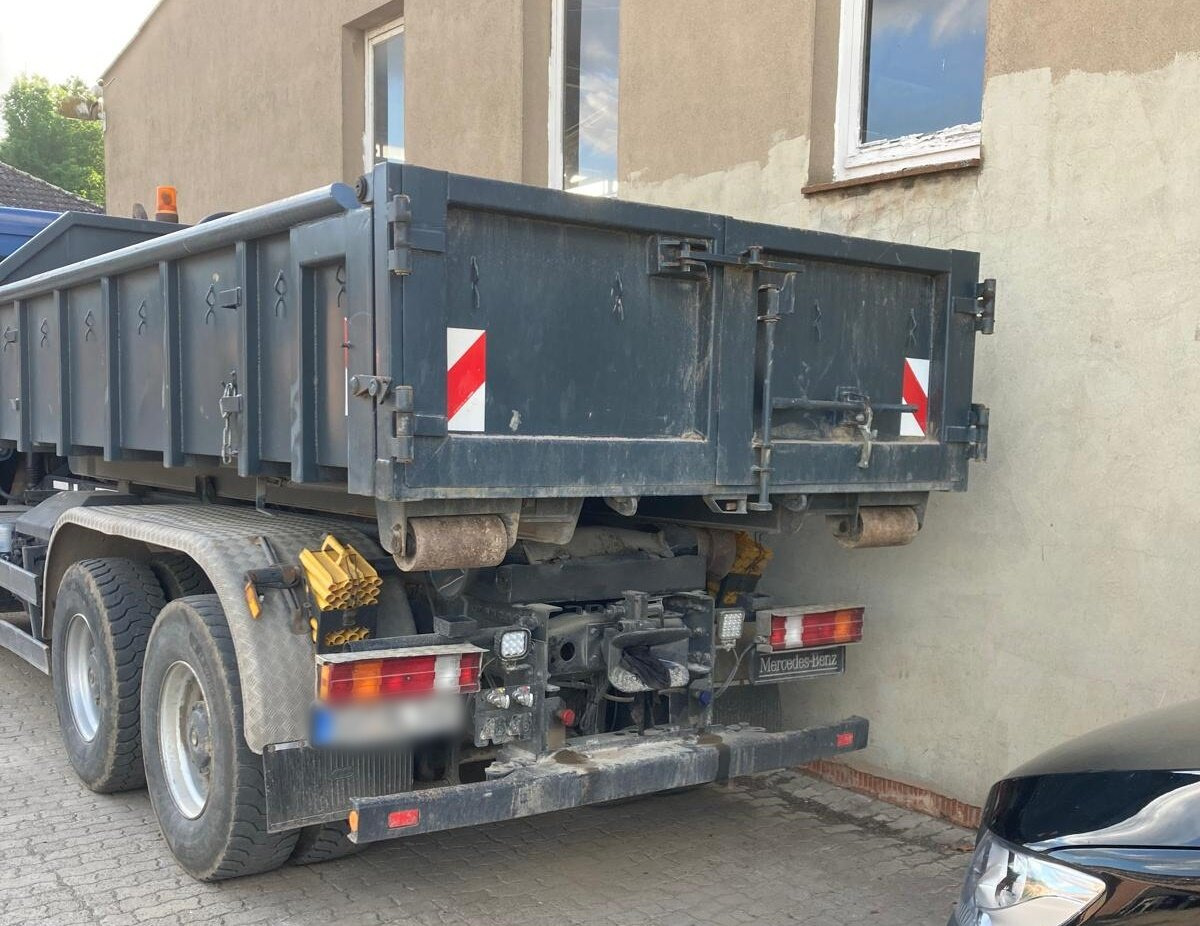 Mercedes-Benz Actros 3346 6x4 Actros 3346 6x4, Retarder - Мултилифт с кука камион: снимка 3 Mercedes-Benz Actros 3346 6x4 Actros 3346 6x4, Retarder - Мултилифт с кука камион: снимка 3