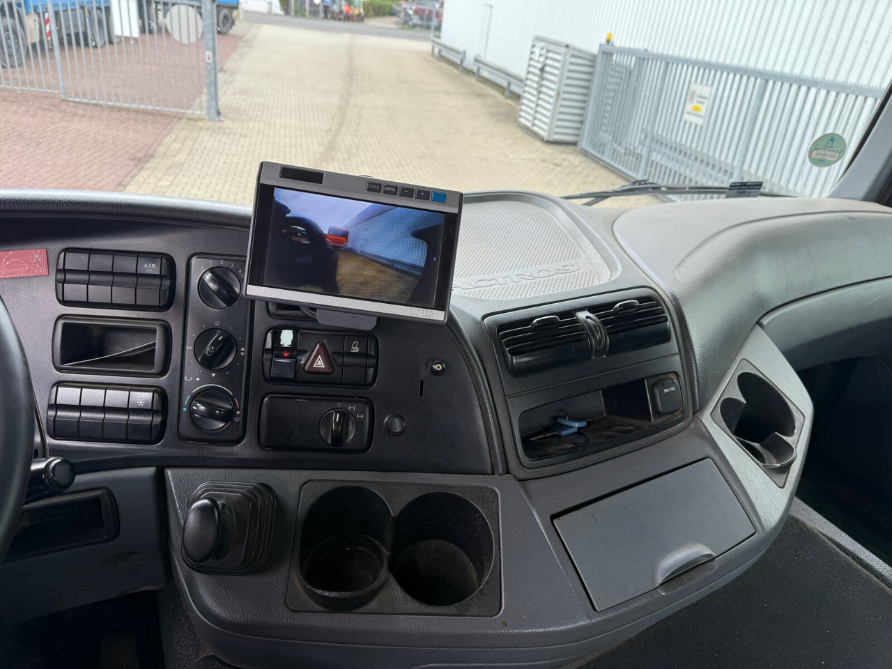 Mercedes-Benz Actros 3346 6x4 Actros 3346 6x4, Retarder - Мултилифт с кука камион: снимка 4 Mercedes-Benz Actros 3346 6x4 Actros 3346 6x4, Retarder - Мултилифт с кука камион: снимка 4