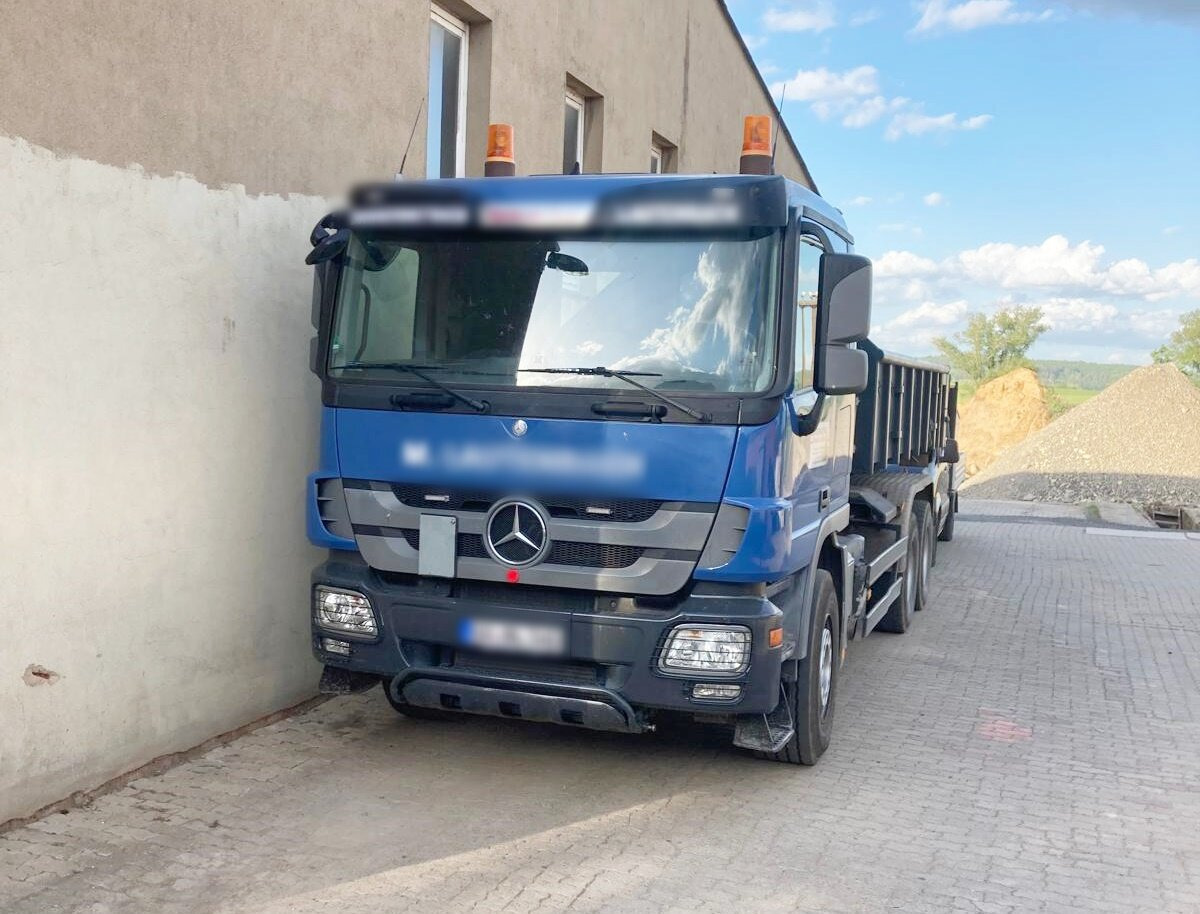 Mercedes-Benz Actros 3346 6x4 Actros 3346 6x4, Retarder - Мултилифт с кука камион: снимка 2 Mercedes-Benz Actros 3346 6x4 Actros 3346 6x4, Retarder - Мултилифт с кука камион: снимка 2