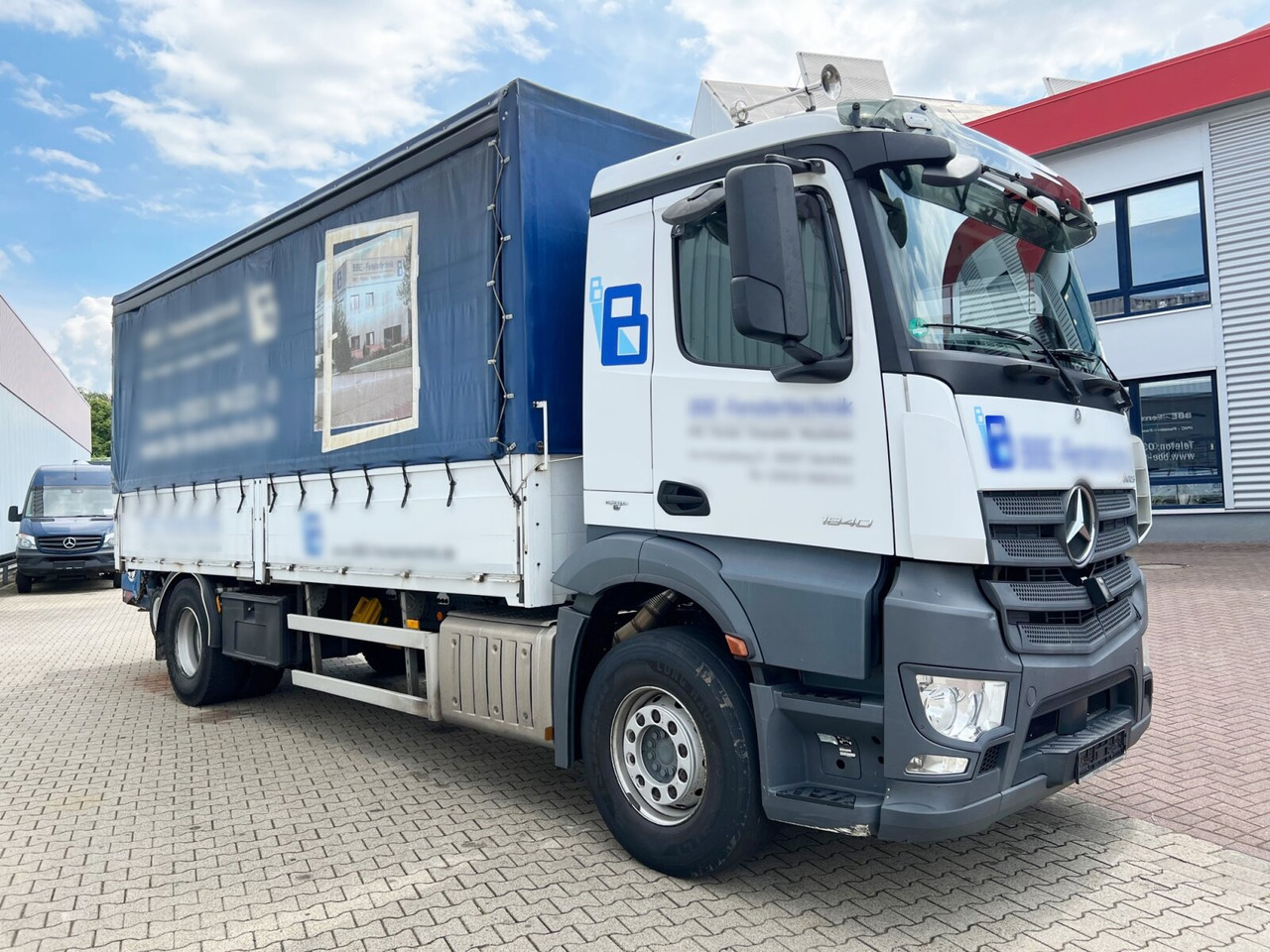 Камион с брезент Mercedes-Benz Antos 1840 L 4x2 Antos 1840 L 4x2, Aufnahme für Mitnahmestapler: снимка 8