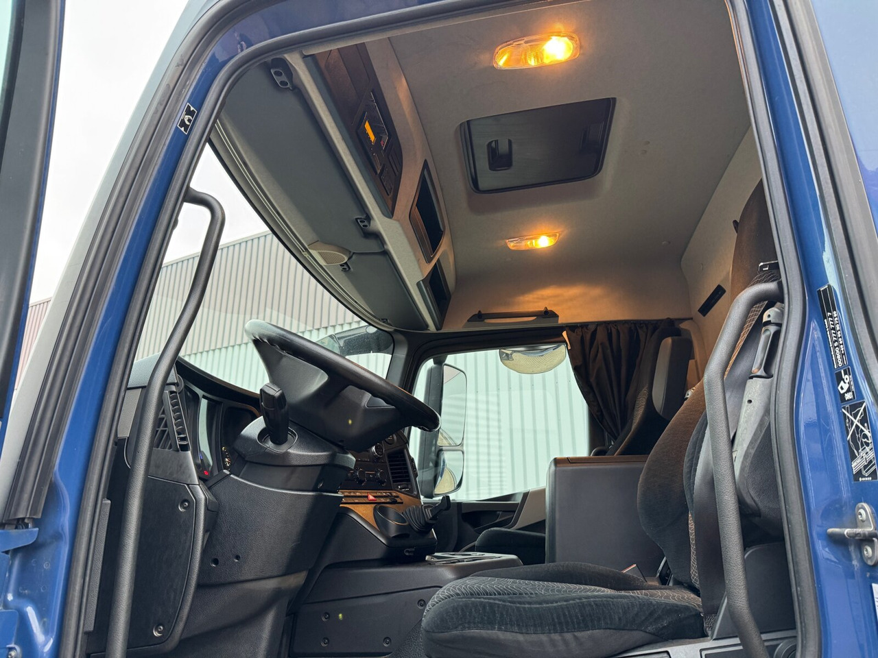 Mercedes-Benz Antos 2540 L 6x2 Antos 2540 L 6x2, Lenkachse, HMF 2110-L3 Heckkran - Камион с кран, Бордови камион: снимка 3 Mercedes-Benz Antos 2540 L 6x2 Antos 2540 L 6x2, Lenkachse, HMF 2110-L3 Heckkran - Камион с кран, Бордови камион: снимка 3
