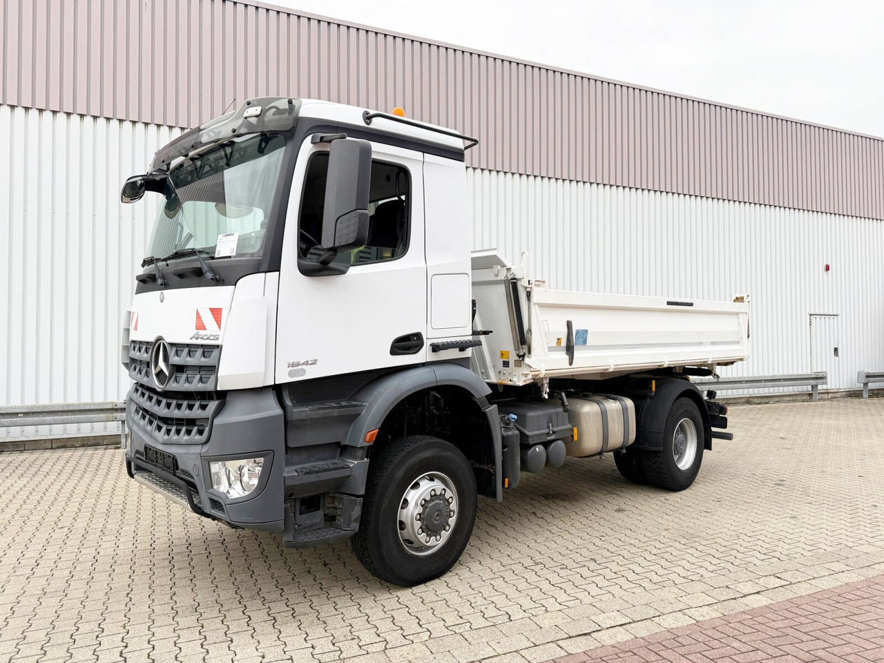Самосвал камион Mercedes-Benz Arocs 1842 AK 4x4 Arocs 1842 AK 4x4: снимка 8