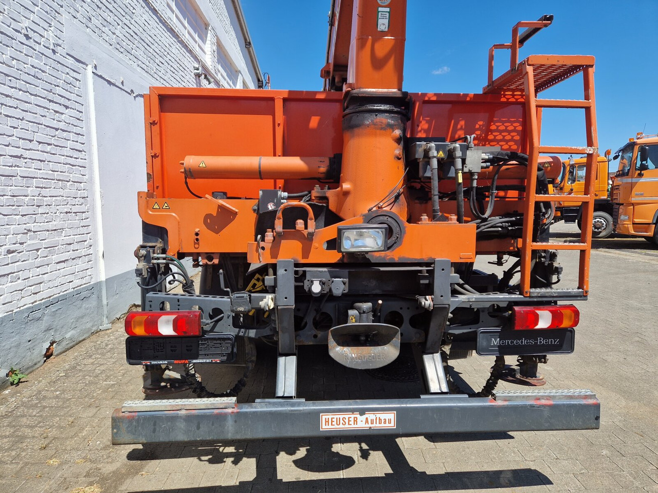 Камион с кран, Бордови камион Mercedes-Benz Arocs 2545 L/6x2/4 Arocs 2545 L/6x2/4, Atlas Kran, 145.2-A19 VB, 9,4m-1.51 to, Lenkachse, entlastbar, Retarder, Klima,: снимка 13 Камион с кран, Бордови камион Mercedes-Benz Arocs 2545 L/6x2/4 Arocs 2545 L/6x2/4, Atlas Kran, 145.2-A19 VB, 9,4m-1.51 to, Lenkachse, entlastbar, Retarder, Klima,: снимка 13