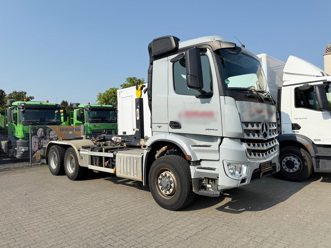 Mercedes-Benz Arocs 2643 LK 6x6 HAD Arocs 2643 LK 6x6 HAD, HydroDrive, Navi - Мултилифт с кука камион: снимка 1 Mercedes-Benz Arocs 2643 LK 6x6 HAD Arocs 2643 LK 6x6 HAD, HydroDrive, Navi - Мултилифт с кука камион: снимка 1