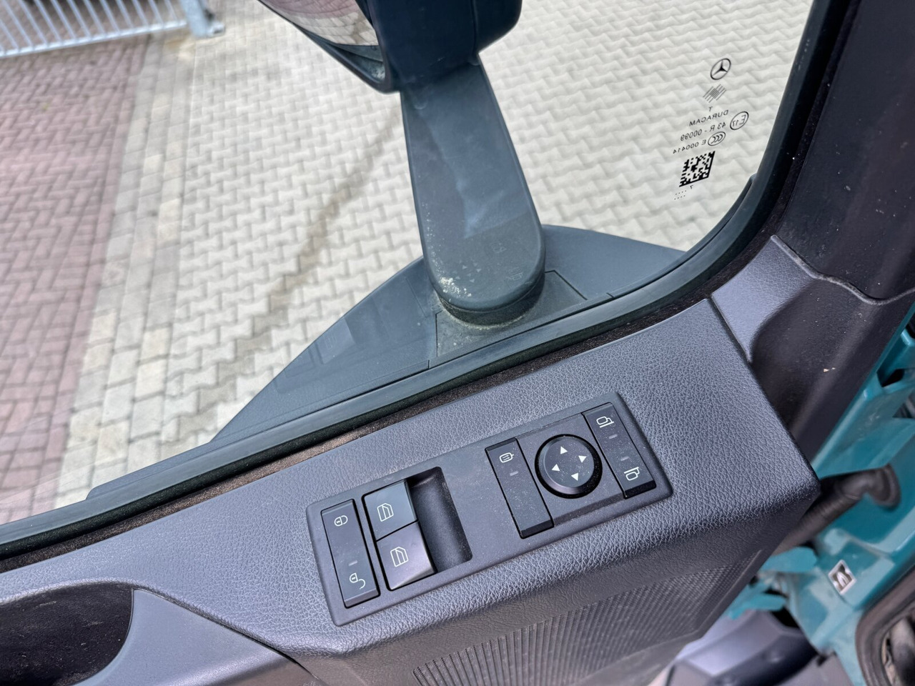 Mercedes-Benz Arocs 2651 L 6x4 Arocs 2651 L 6x4, Retarder, StreamSpace - Шаси кабина: снимка 4 Mercedes-Benz Arocs 2651 L 6x4 Arocs 2651 L 6x4, Retarder, StreamSpace - Шаси кабина: снимка 4