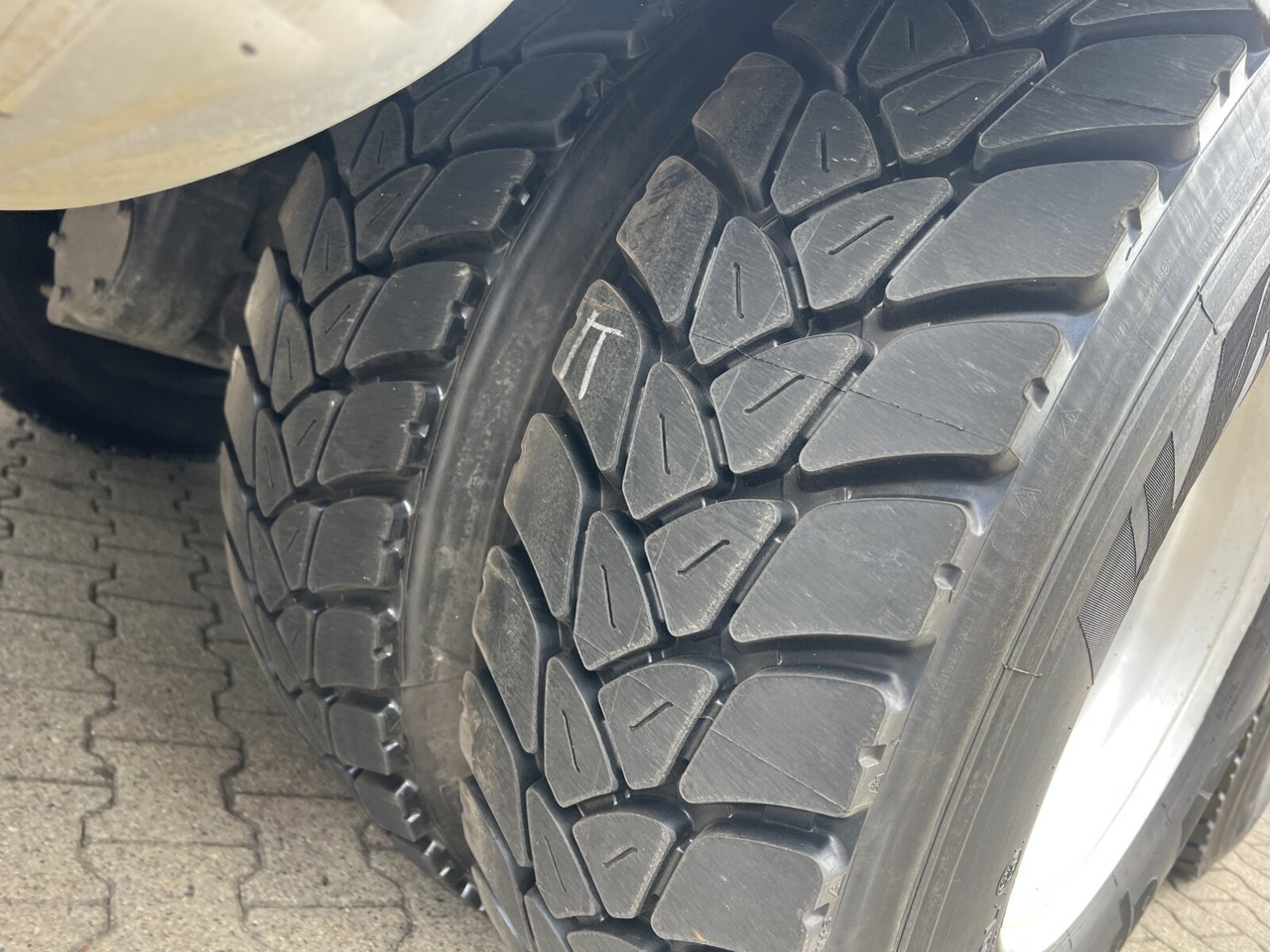 Mercedes-Benz Arocs 3243 K 8x4 Arocs 3243 K 8x4, Ressenig Thermo Alukipper 3-S - Самосвал камион: снимка 5 Mercedes-Benz Arocs 3243 K 8x4 Arocs 3243 K 8x4, Ressenig Thermo Alukipper 3-S - Самосвал камион: снимка 5