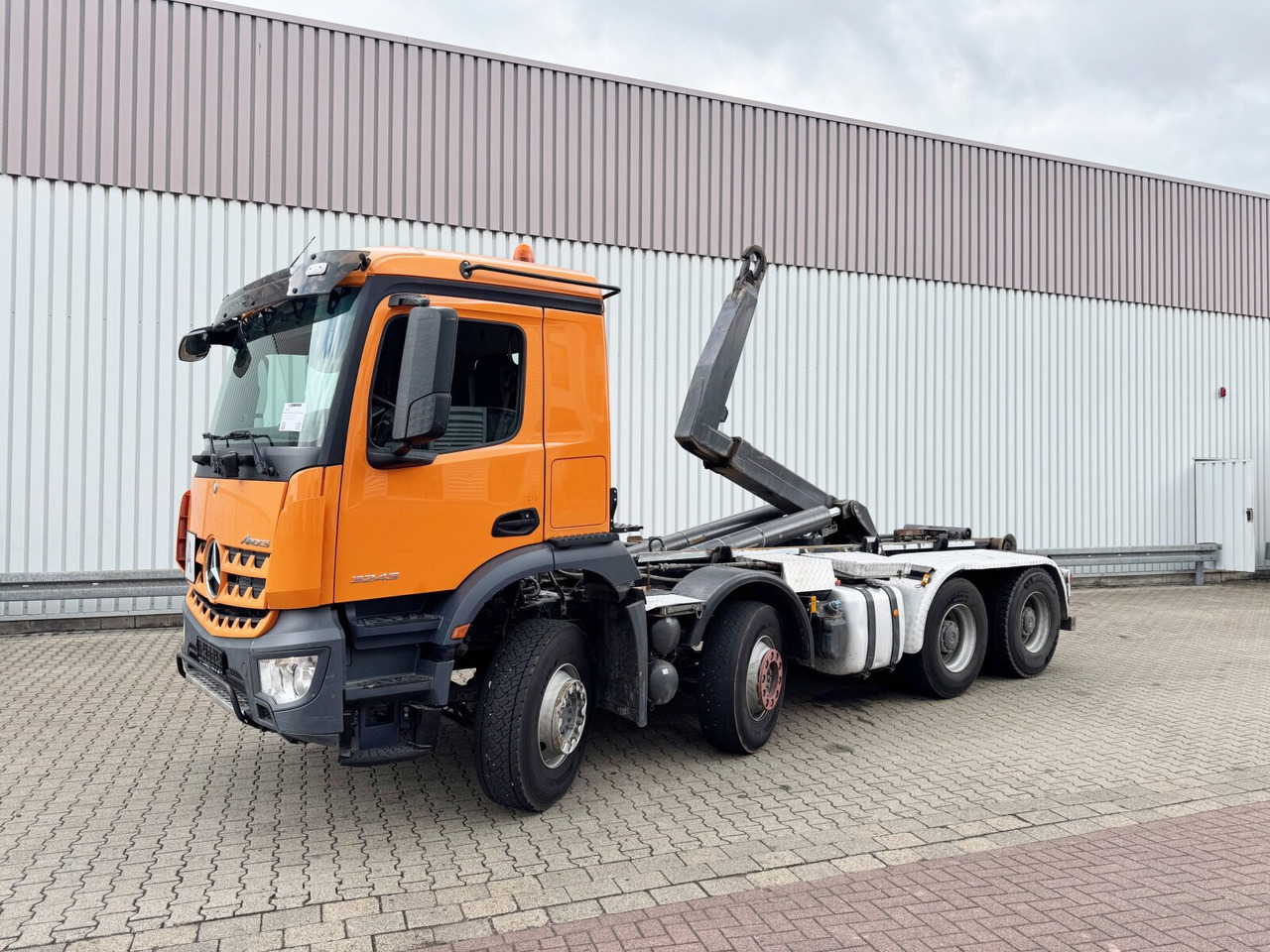 Mercedes-Benz Arocs 3243 LK 8x4/4 Arocs 3243 LK 8x4/4, Motorabtrieb - Мултилифт с кука камион: снимка 1 Mercedes-Benz Arocs 3243 LK 8x4/4 Arocs 3243 LK 8x4/4, Motorabtrieb - Мултилифт с кука камион: снимка 1