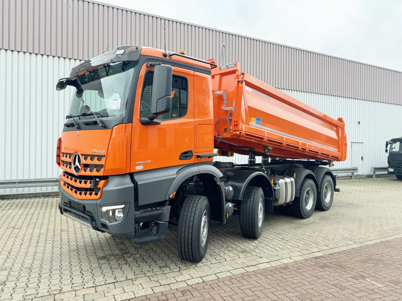 Mercedes-Benz Arocs 3248 K 8x4 Arocs 3248 K 8x4, Navi, Multimedia Cockpit - Самосвал камион: снимка 1 Mercedes-Benz Arocs 3248 K 8x4 Arocs 3248 K 8x4, Navi, Multimedia Cockpit - Самосвал камион: снимка 1
