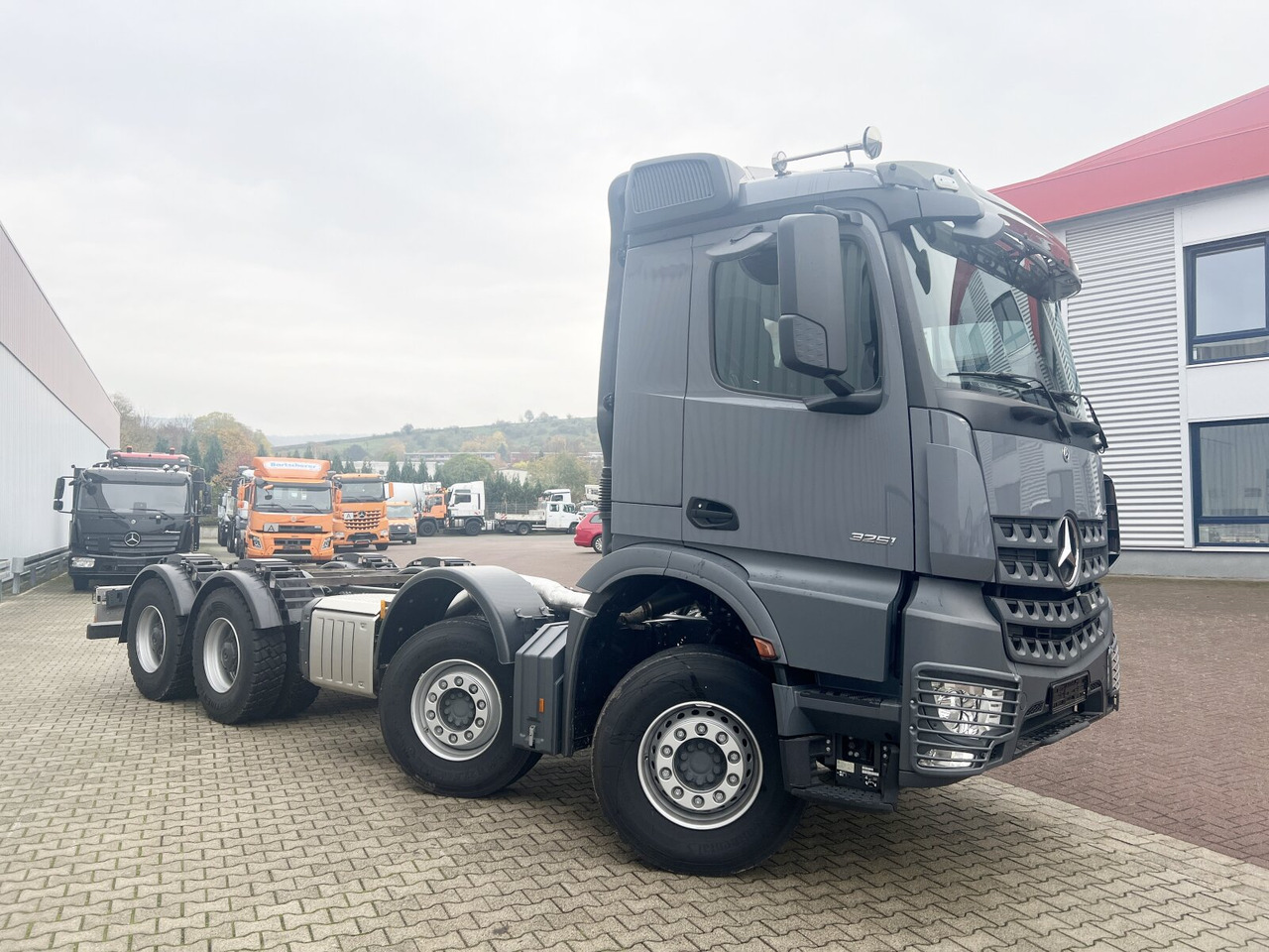 Нови Мултилифт с кука камион Mercedes-Benz Arocs 3251 L 8x4/4 Arocs 3251 L 8x4/4, Motorabtrieb: снимка 9