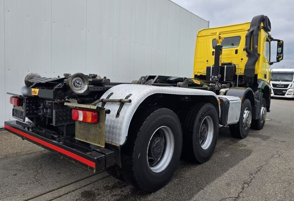 Mercedes-Benz Arocs 4142 B 8x4/4 Arocs 4142 B 8x4/4, Grounder, MultimediaCockpit, Motorabtrieb - Мултилифт с кука камион: снимка 4 Mercedes-Benz Arocs 4142 B 8x4/4 Arocs 4142 B 8x4/4, Grounder, MultimediaCockpit, Motorabtrieb - Мултилифт с кука камион: снимка 4
