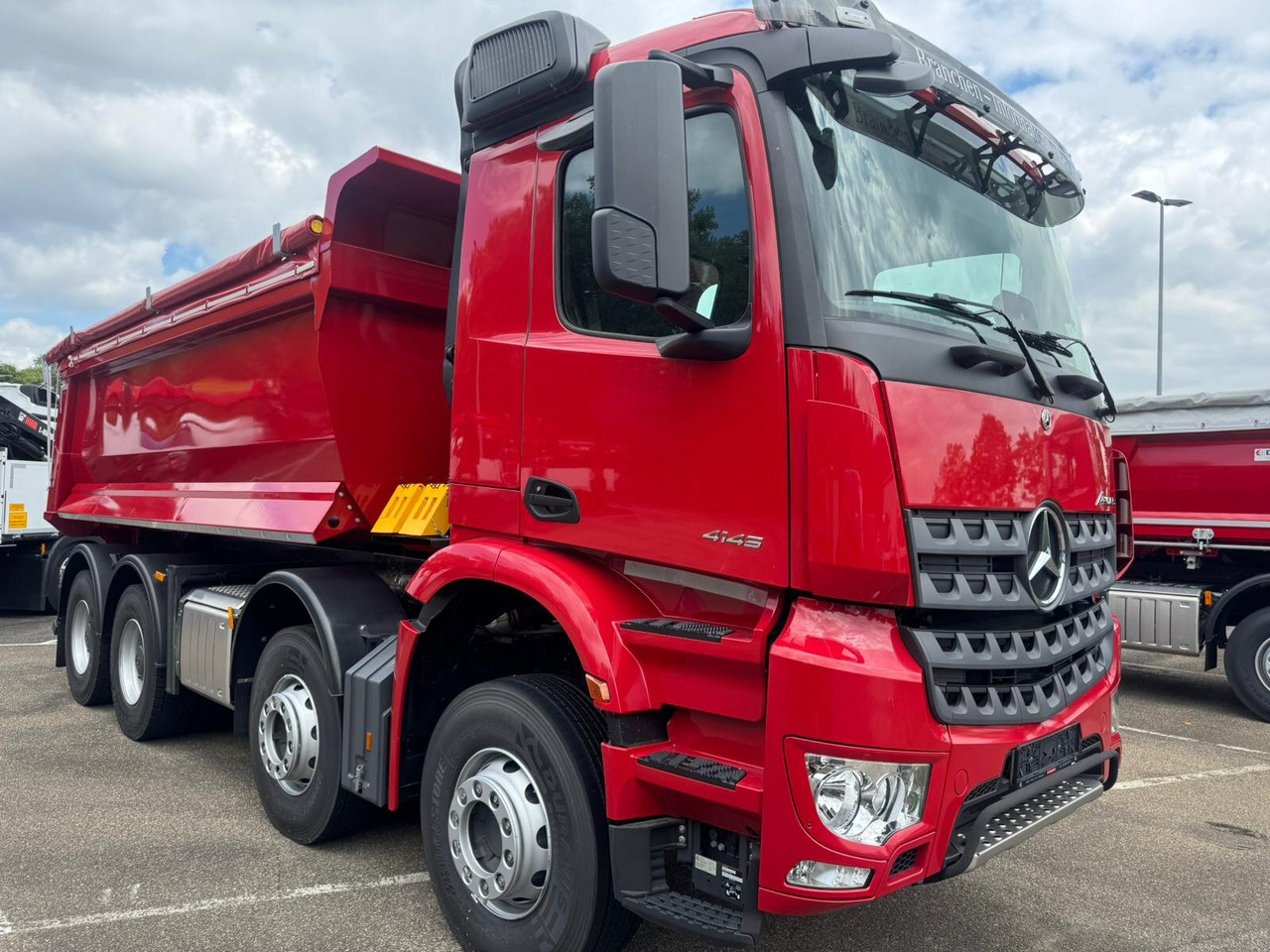 Mercedes-Benz Arocs 4145 K 8x4/4 Arocs 4145 K 8x4/4, Grounder, MultimediaCockpit, Navi, Stahlmulde ca. 16m³ - Самосвал: снимка 3 Mercedes-Benz Arocs 4145 K 8x4/4 Arocs 4145 K 8x4/4, Grounder, MultimediaCockpit, Navi, Stahlmulde ca. 16m³ - Самосвал: снимка 3