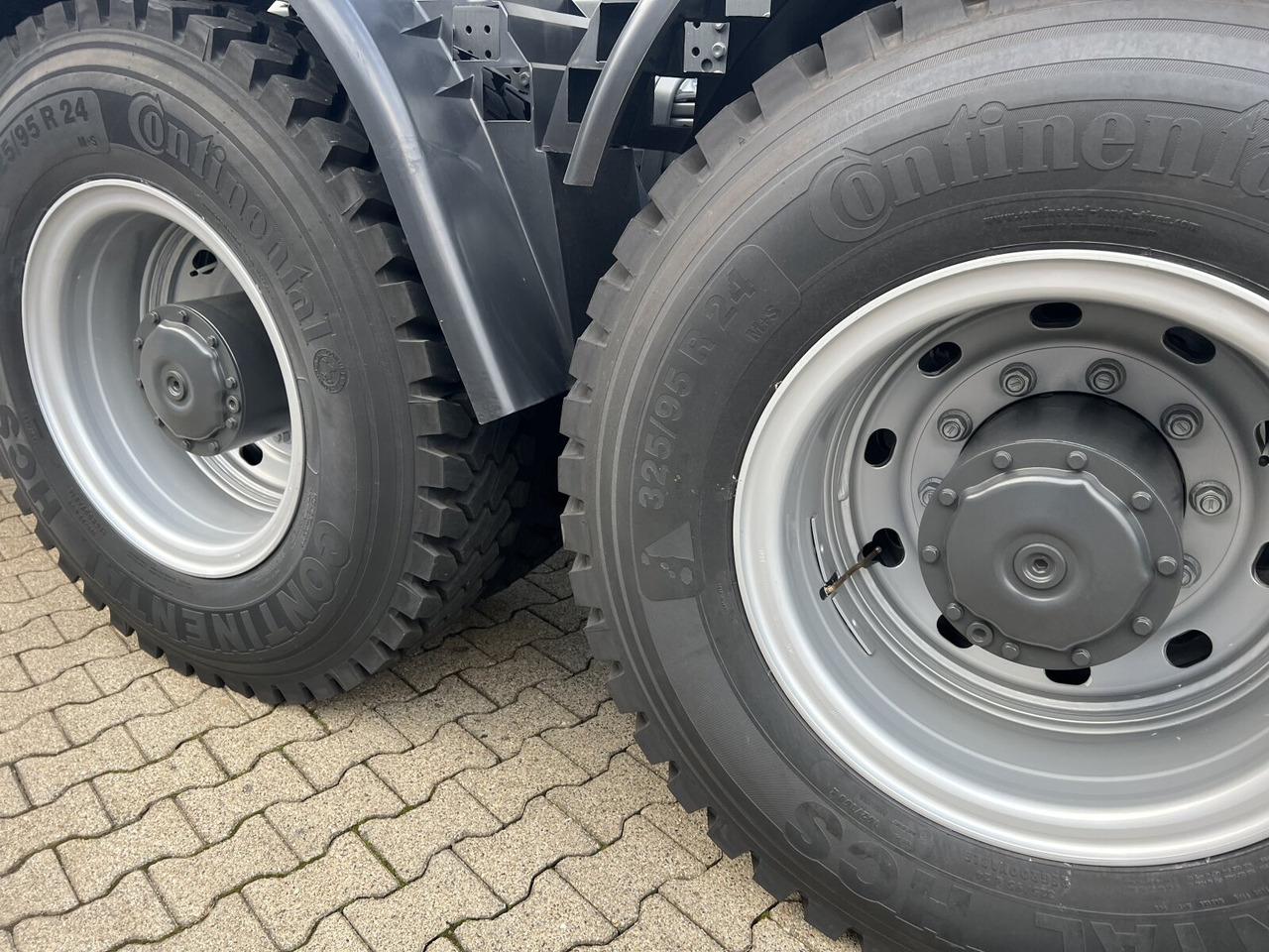 Mercedes-Benz Arocs 4151 AK 8x8/4 Arocs 4151 AK 8x8/4, Grounder - Шаси кабина: снимка 4 Mercedes-Benz Arocs 4151 AK 8x8/4 Arocs 4151 AK 8x8/4, Grounder - Шаси кабина: снимка 4