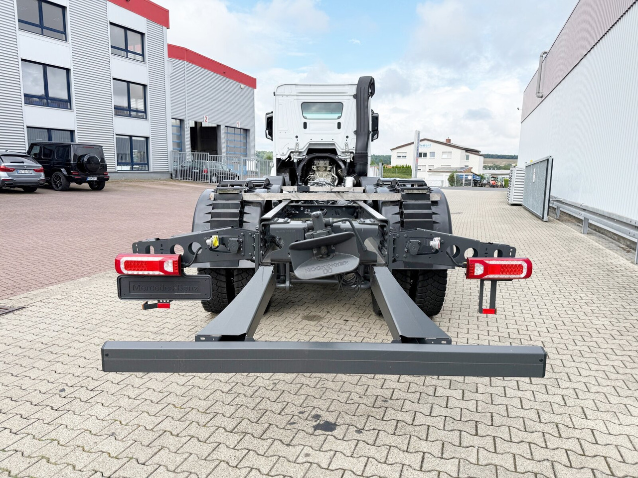 Нови Шаси кабина Mercedes-Benz Arocs 4151 AK 8x8/4 Arocs 4151 AK 8x8/4, Retarder, Navi, MultimediaCockpit, Grounder: снимка 11