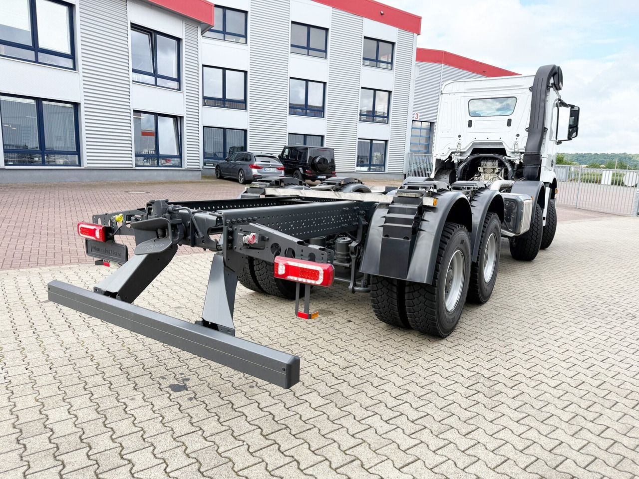 Нови Шаси кабина Mercedes-Benz Arocs 4151 AK 8x8/4 Arocs 4151 AK 8x8/4, Retarder, Navi, MultimediaCockpit, Grounder: снимка 10
