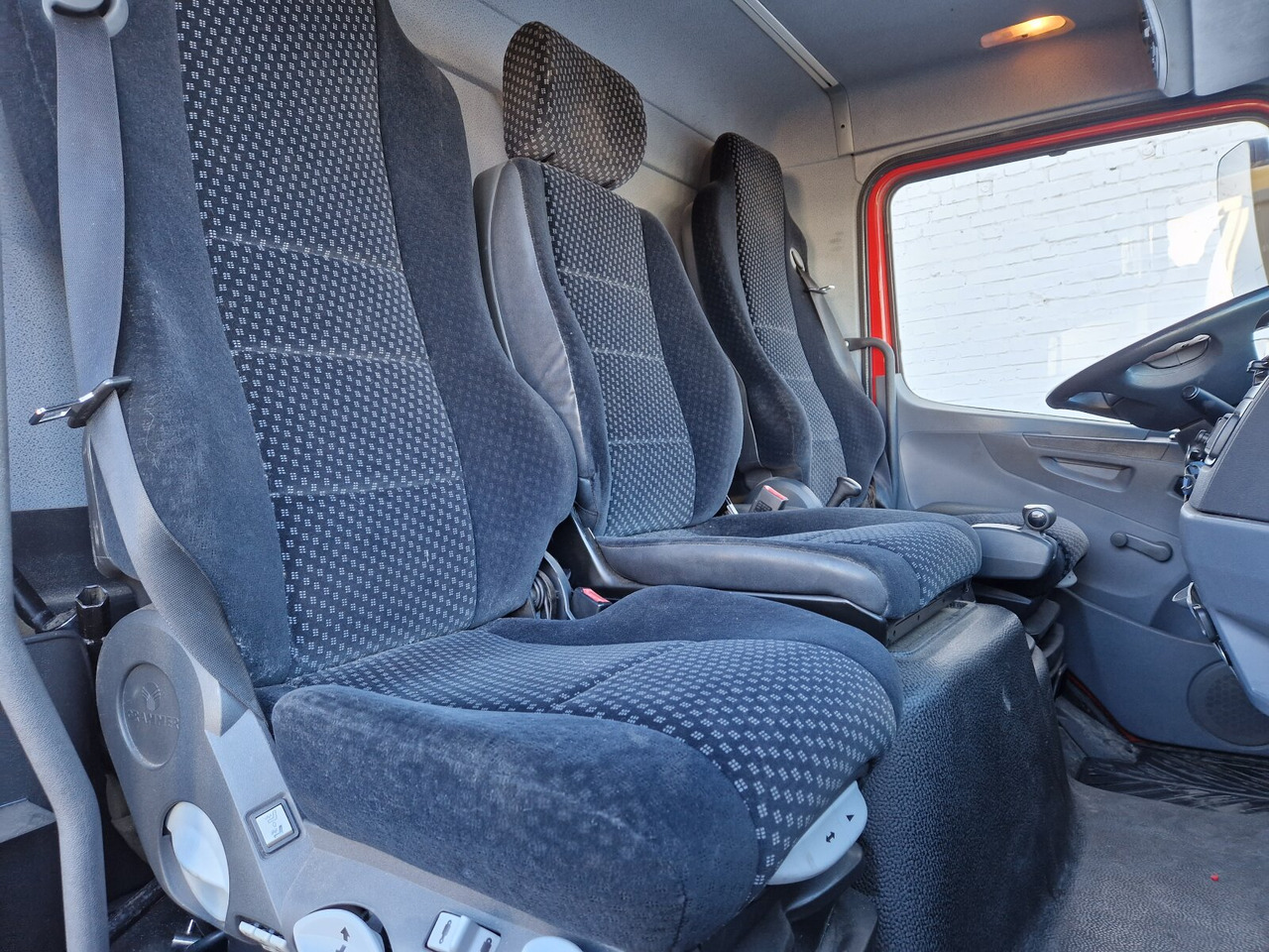 Mercedes-Benz Atego 1218 L 4x2 1218 L 4x2, Fassi Kran F 95A21 5.9m-1.545 kg, - Камион с кран, Бордови камион: снимка 5 Mercedes-Benz Atego 1218 L 4x2 1218 L 4x2, Fassi Kran F 95A21 5.9m-1.545 kg, - Камион с кран, Бордови камион: снимка 5