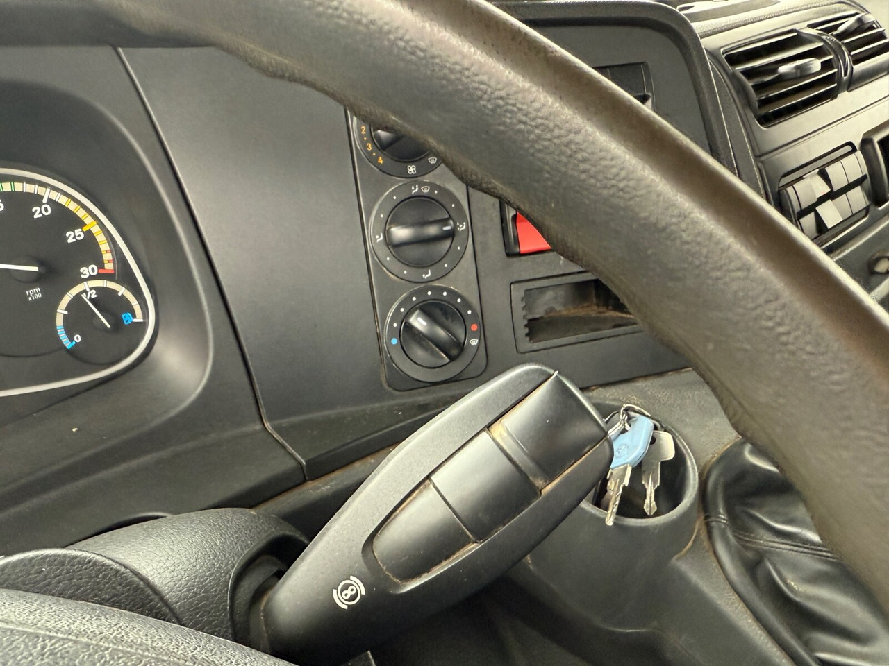 Mercedes-Benz Atego 1224 K 4x2 Atego 1224 K 4x2, Meiller 3-S-Kipper 2x AHK Öl - Самосвал камион: снимка 5 Mercedes-Benz Atego 1224 K 4x2 Atego 1224 K 4x2, Meiller 3-S-Kipper 2x AHK Öl - Самосвал камион: снимка 5