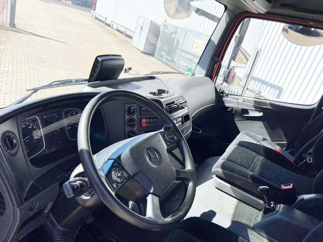 Mercedes-Benz Atego 1227 K 4x2 Atego 1227 K 4x2, Meiller Kipper - Самосвал камион: снимка 3 Mercedes-Benz Atego 1227 K 4x2 Atego 1227 K 4x2, Meiller Kipper - Самосвал камион: снимка 3