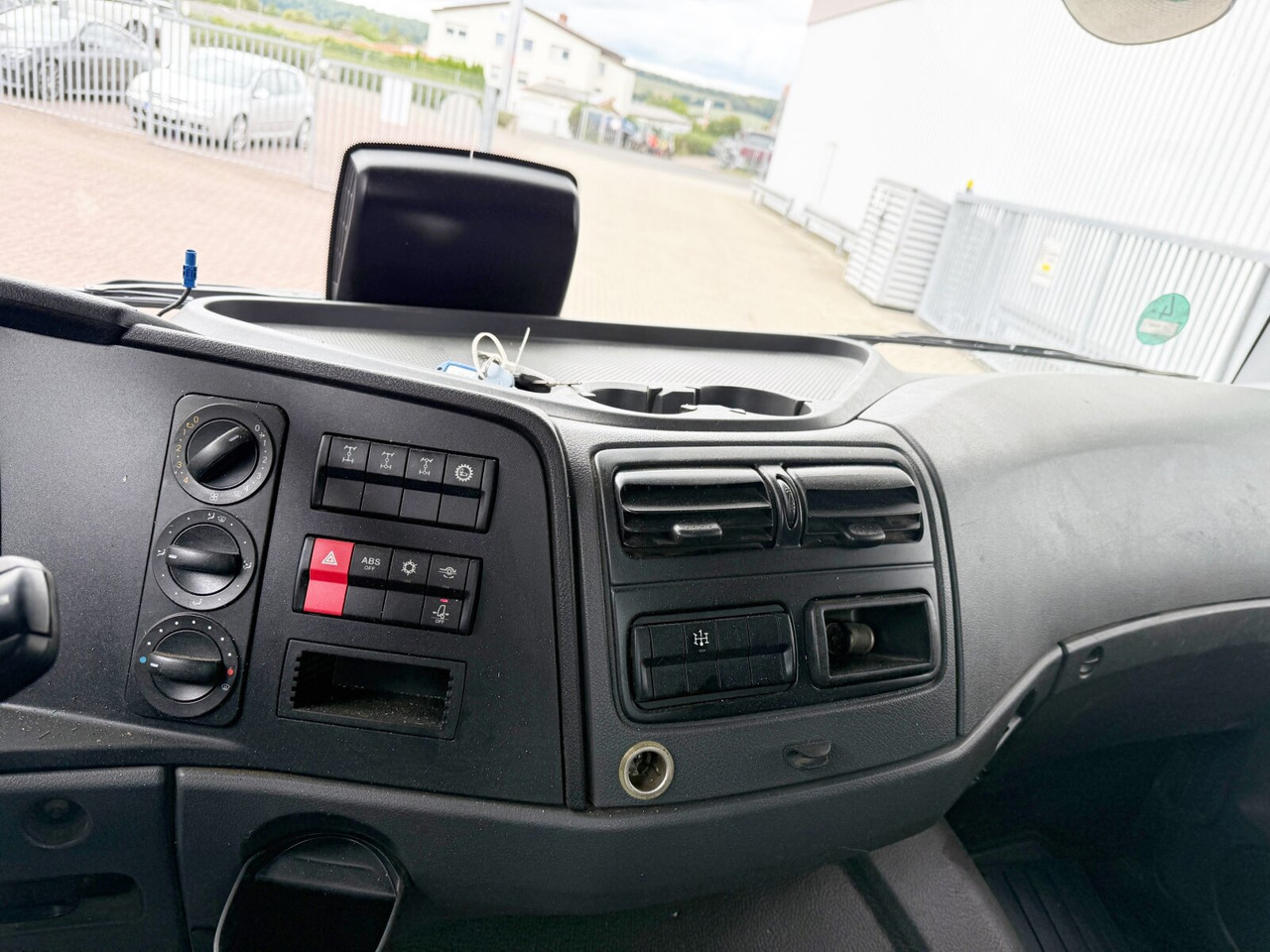 Mercedes-Benz Atego 1530 AK 4x4 Atego 1530 AK 4x4 - Самосвал камион: снимка 5 Mercedes-Benz Atego 1530 AK 4x4 Atego 1530 AK 4x4 - Самосвал камион: снимка 5