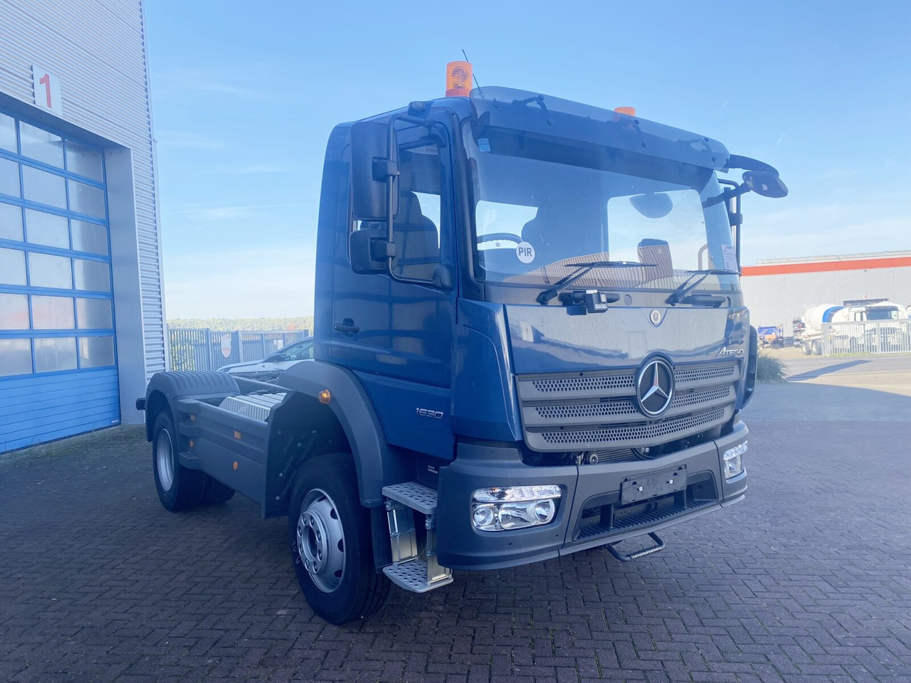 Нови Шаси кабина Mercedes-Benz Atego 1630 AK 4x4 Atego 1630 AK 4x4, Rechtslenker: снимка 9