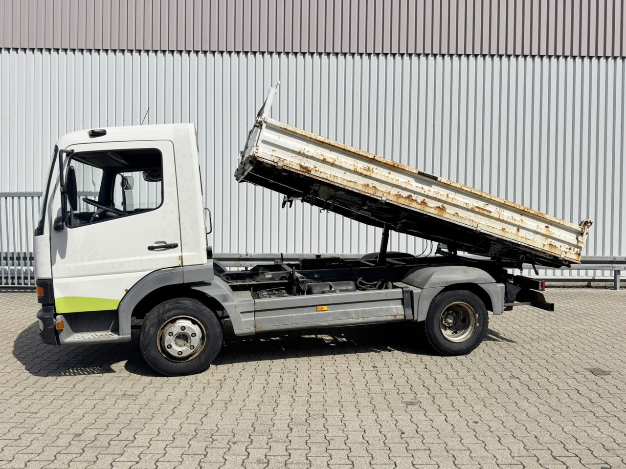 Mercedes-Benz Atego 815 K 4x2 Atego 815 K 4x2, 2 x AHK, Meiller - Самосвал камион: снимка 3 Mercedes-Benz Atego 815 K 4x2 Atego 815 K 4x2, 2 x AHK, Meiller - Самосвал камион: снимка 3