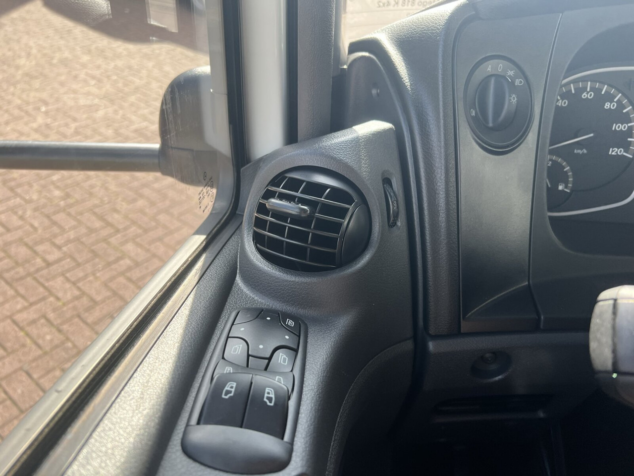 Самосвал камион Mercedes-Benz Atego 818/23 K 4x2 Atego 818/23 K 4x2, 2x AHK, Meiller-Kipper, mehrfach Vorhanden!: снимка 6