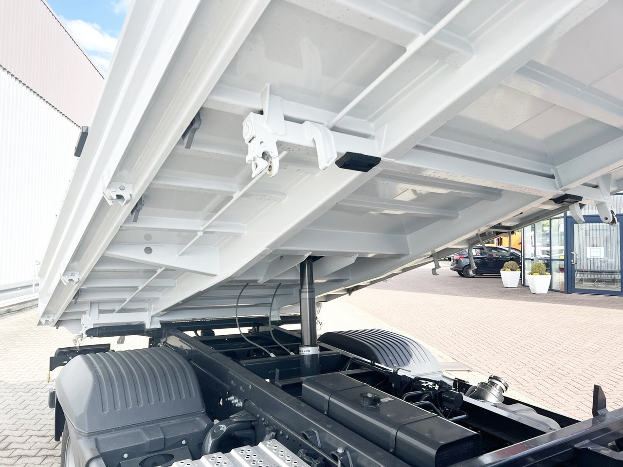 Самосвал камион Mercedes-Benz Atego 818/23 K 4x2 Atego 818/23 K 4x2, 2x AHK, Meiller-Kipper, mehrfach Vorhanden!: снимка 12