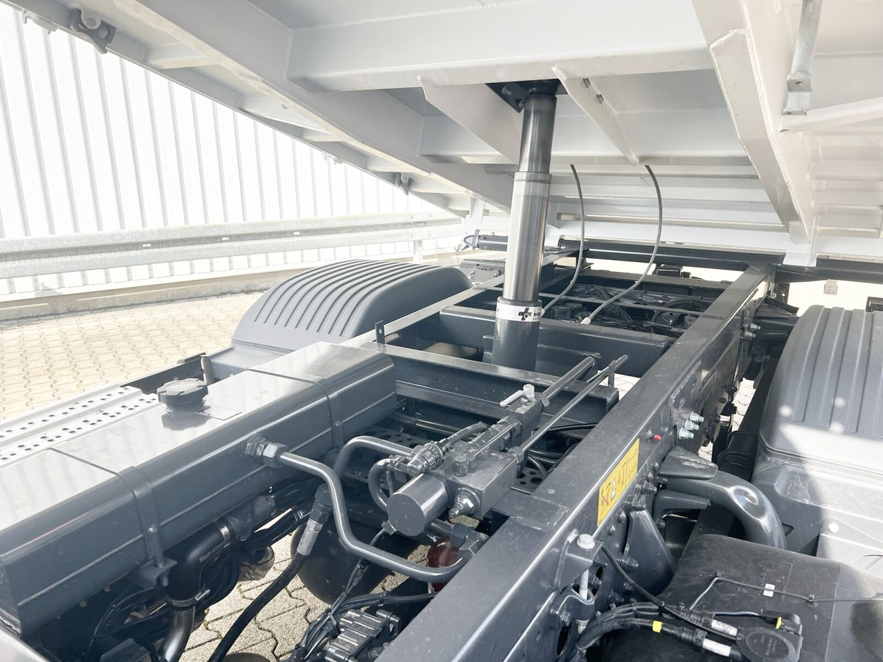 Самосвал камион Mercedes-Benz Atego 818/23 K 4x2 Atego 818/23 K 4x2, 2x AHK, Meiller-Kipper, mehrfach Vorhanden!: снимка 13