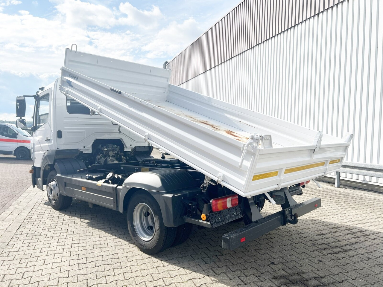 Самосвал камион Mercedes-Benz Atego 818 K 4x2 Atego 818 K 4x2, 2x AHK, Meiller-Kipper, mehrfach Vorhanden!: снимка 8