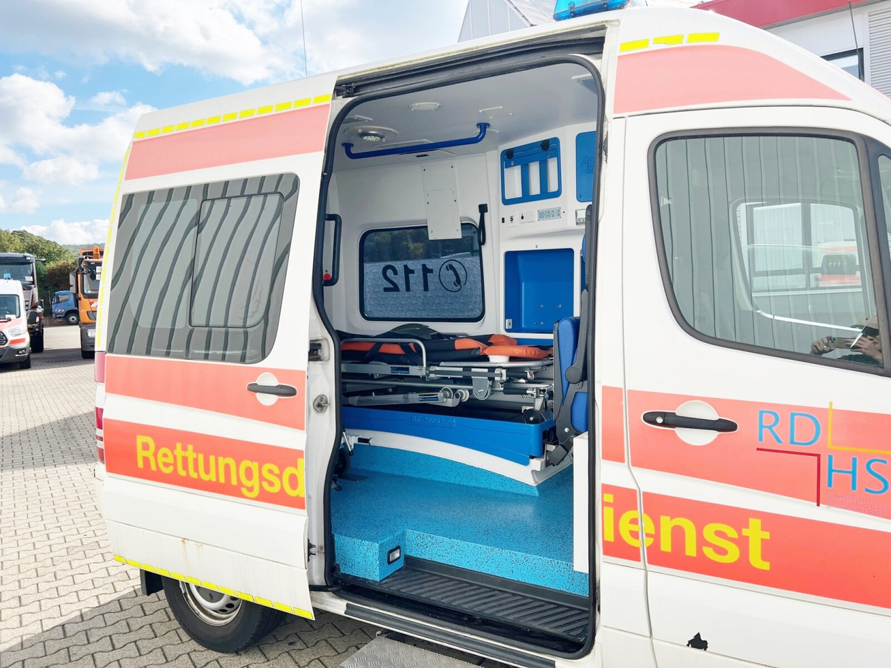 Линейка Mercedes-Benz Sprinter 313 CDI 4x2 Sprinter 313 CDI 4x2, EEV, Krankenwagen: снимка 10 Линейка Mercedes-Benz Sprinter 313 CDI 4x2 Sprinter 313 CDI 4x2, EEV, Krankenwagen: снимка 10