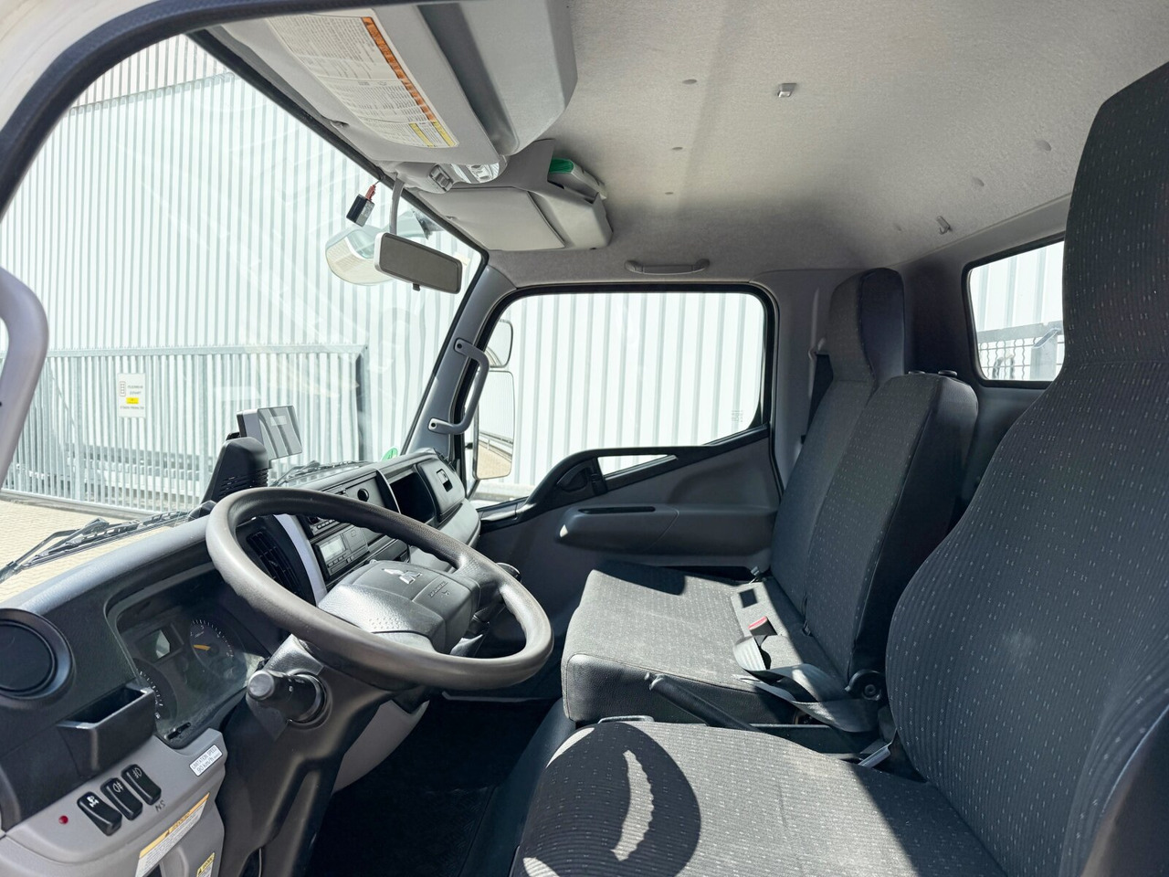 Mitsubishi Canter Fuso 7C15 4x2 Canter Fuso 7C15 4x2, Tele-Absetzer, Vereiterbar bis 10m³ - Мултилифт за контейнери камион: снимка 5 Mitsubishi Canter Fuso 7C15 4x2 Canter Fuso 7C15 4x2, Tele-Absetzer, Vereiterbar bis 10m³ - Мултилифт за контейнери камион: снимка 5
