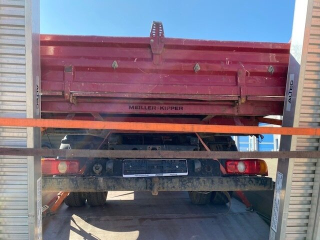 Самосвал камион Mitsubishi Canter Fuso 7C15D 4x2 Canter Fuso 7C15D 4x2, Wasserschaden!: снимка 9 Самосвал камион Mitsubishi Canter Fuso 7C15D 4x2 Canter Fuso 7C15D 4x2, Wasserschaden!: снимка 9