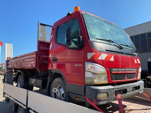 Самосвал камион Mitsubishi Canter Fuso 7C15D 4x2 Canter Fuso 7C15D 4x2, Wasserschaden!: снимка 7 Самосвал камион Mitsubishi Canter Fuso 7C15D 4x2 Canter Fuso 7C15D 4x2, Wasserschaden!: снимка 7